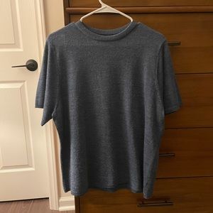 Knit short sleeved top